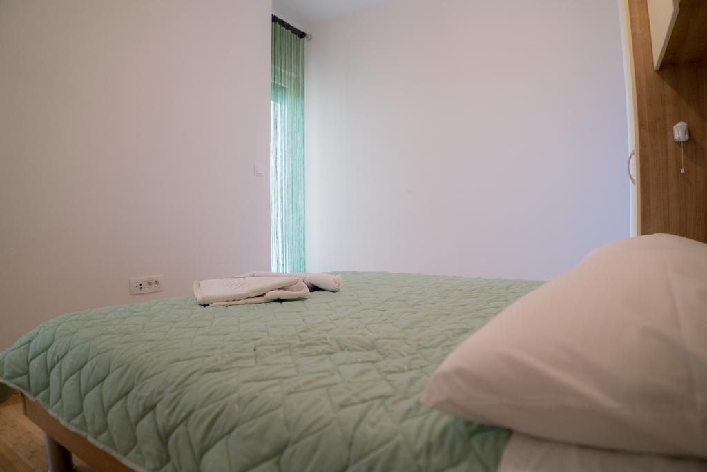 Apartmani Ruzica Makarska Exterior foto